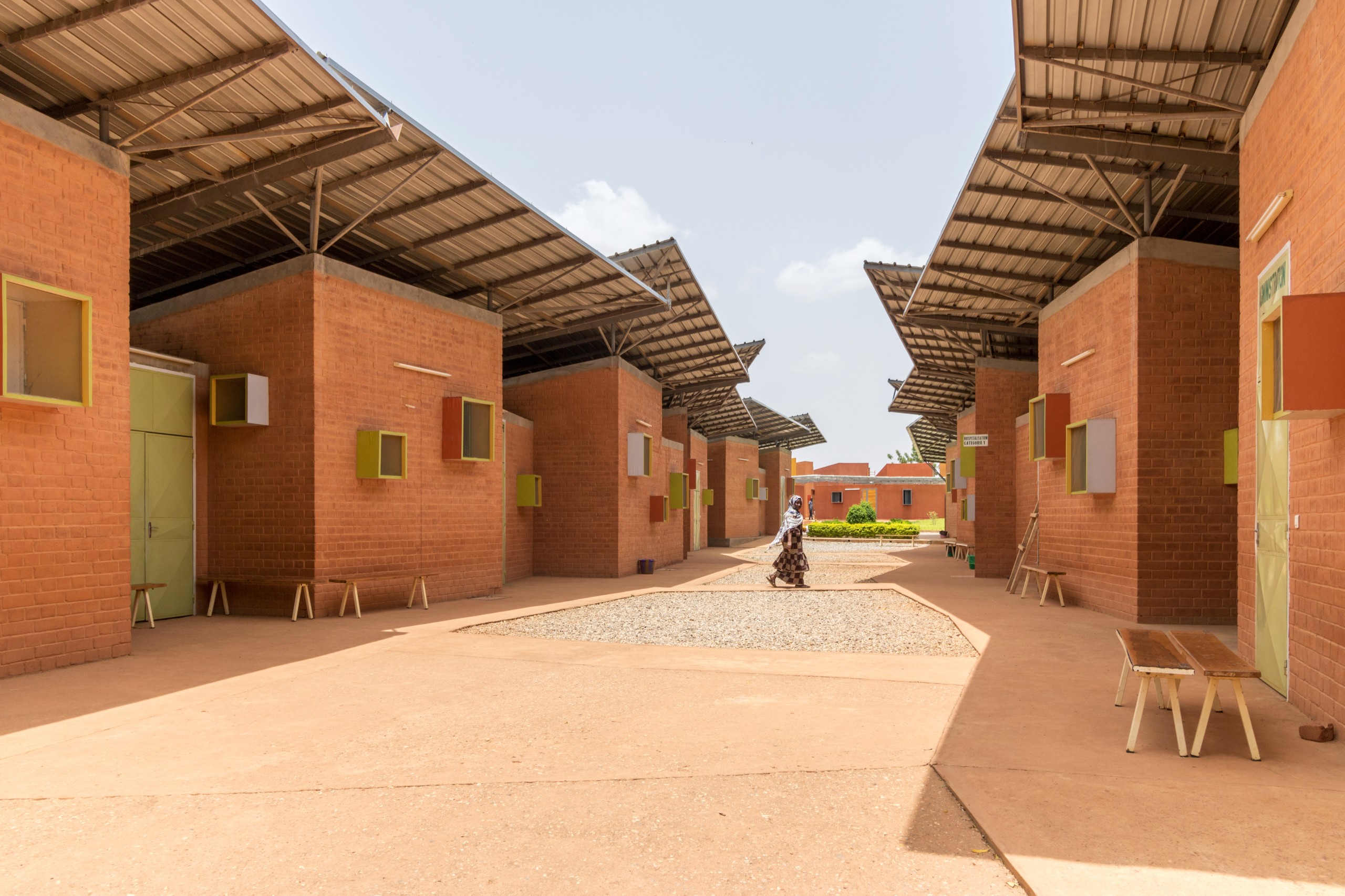 Francis Kéré, Surgical Clinic and Health Centre,