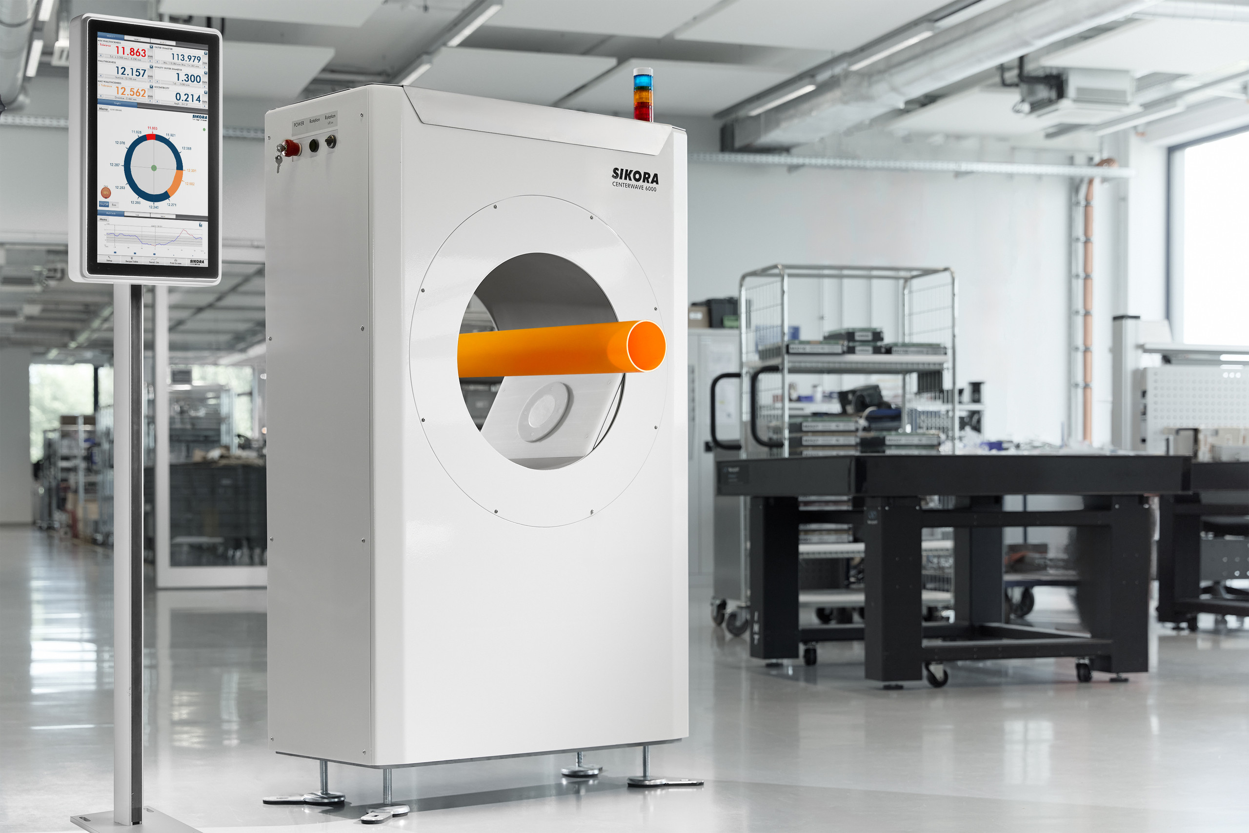 Das Centerwave 6000 misst Rohre von 32 bis 1.600 mm