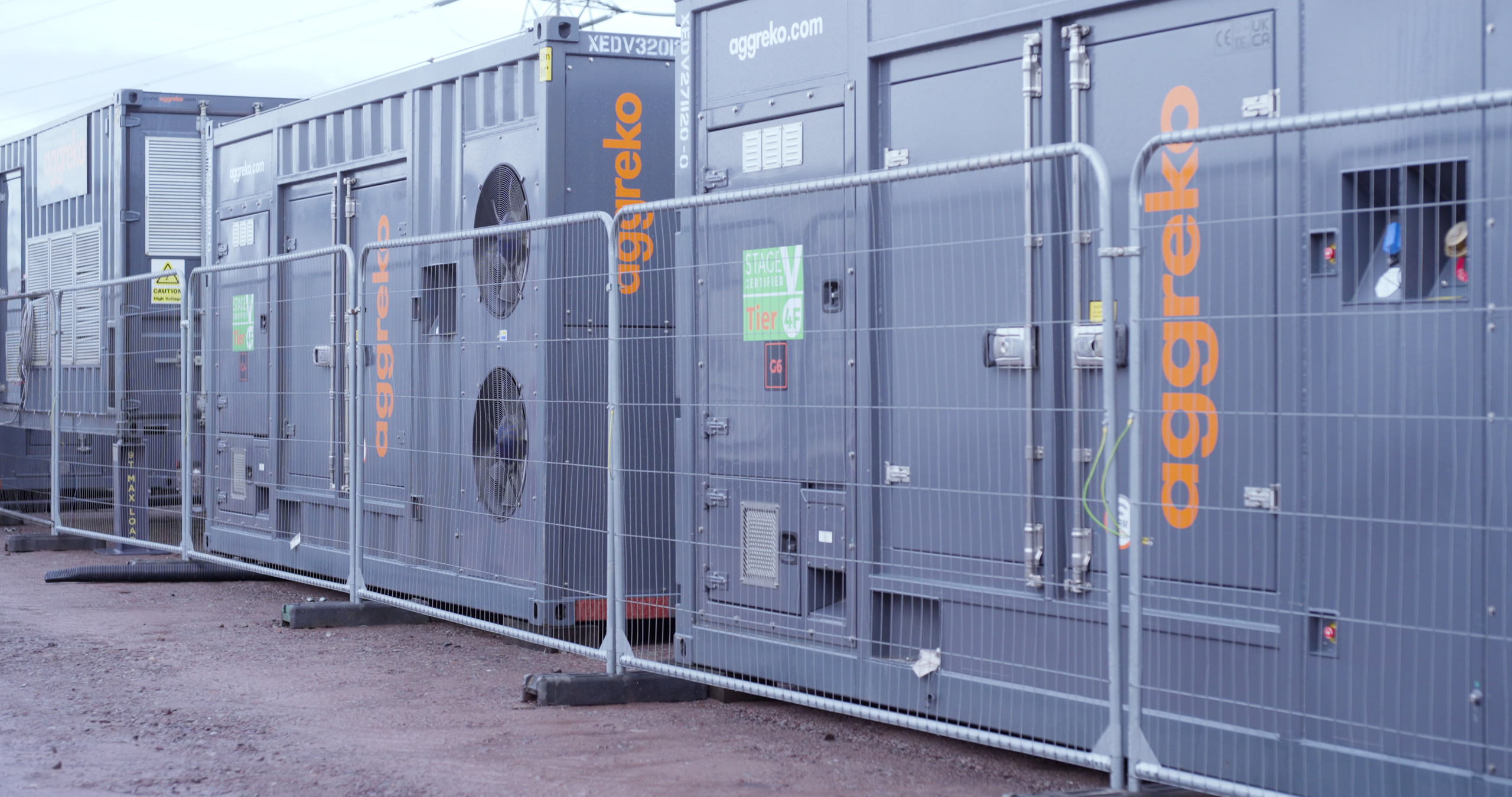 Batteriepark in Coalburn: Ein von Aggreko bereitgestelltes, HVO-betriebenes Generator-Leistungspaket der Emissionsstufe V 