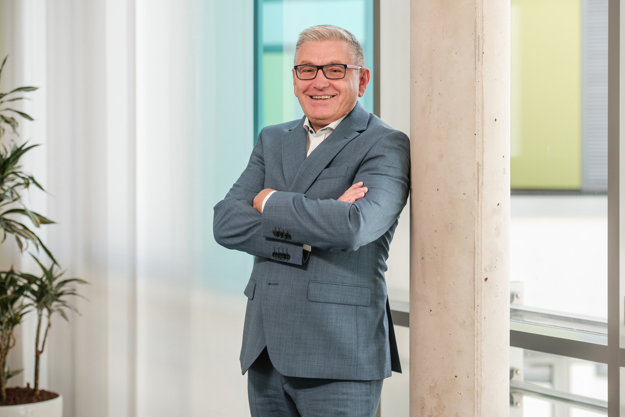 <p>Das Bild zeigt Stipo Nad, Head of Sales and  Customer Management im Geschäftsbereich Production Excellence bei Inform.<p>
