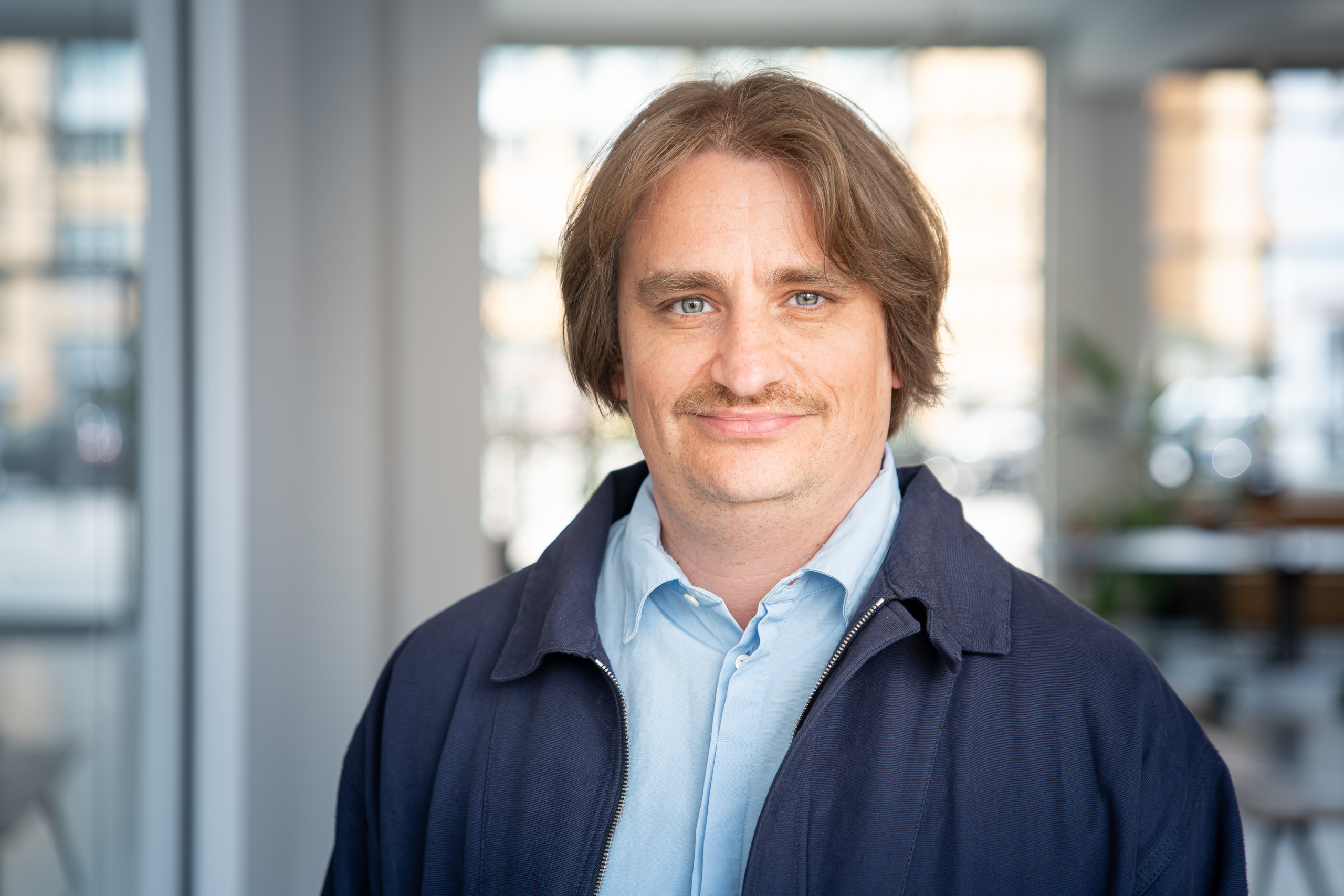<p>Man sieht: Christopher Walzel, CPO & Co-Founder von Facturee.<p>
