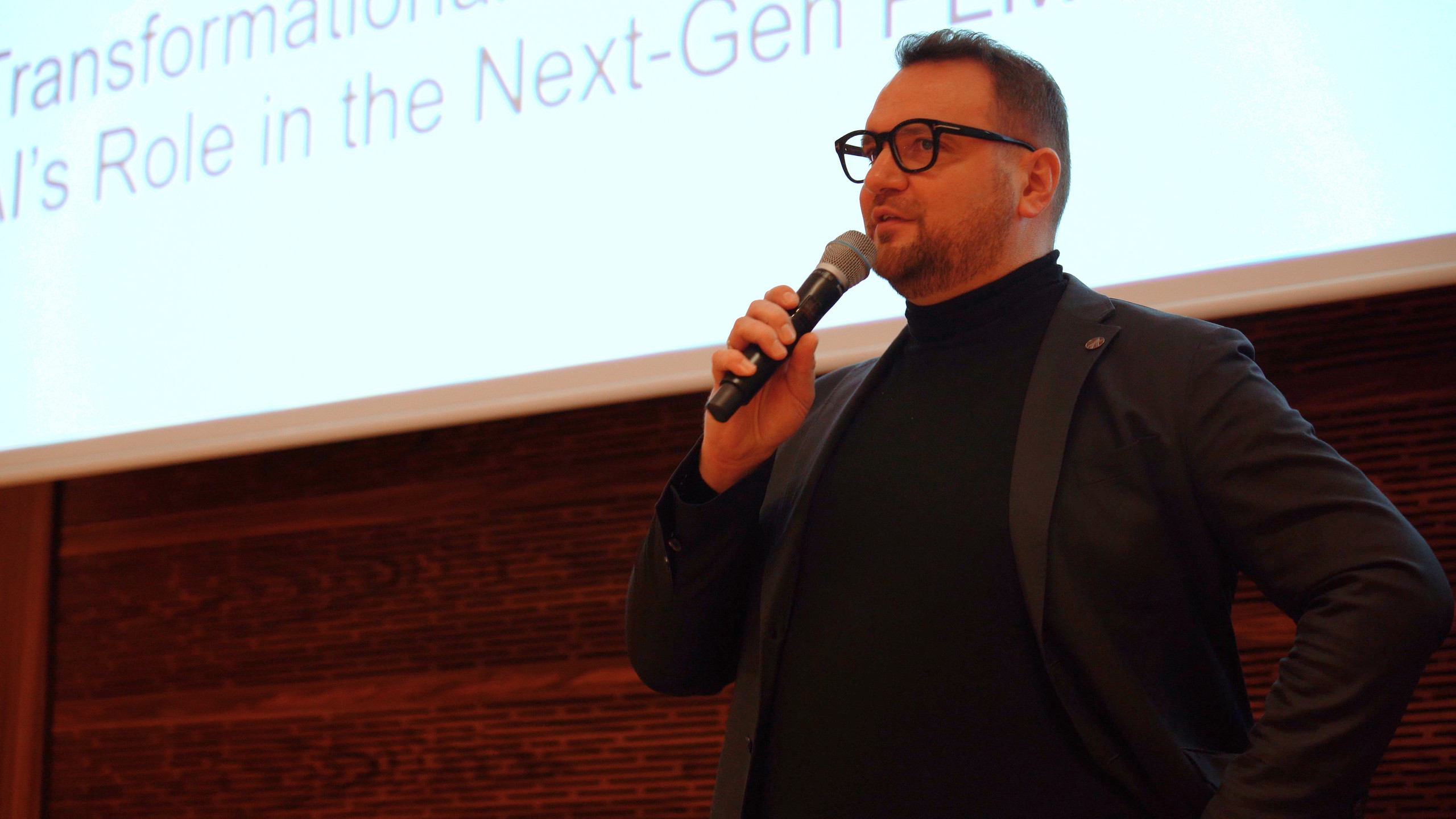 Matthias Fohrer: „Mit der Aras Connect Tour 2026 bringen wir unsere internationale Community zusammen." <p>Das Bild zeigt Matthias Fohrer, der bei Aras als Vice President das EMEA-Geschäft verantwortet.<p>